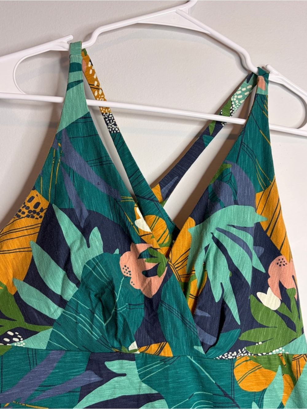 Patagonia Tropical V-Neck Sundress Strappy Athleisure Dress Large - Picture 4 of 9
